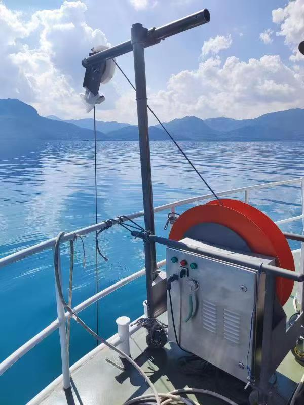 水下远程定位监测及通信系统